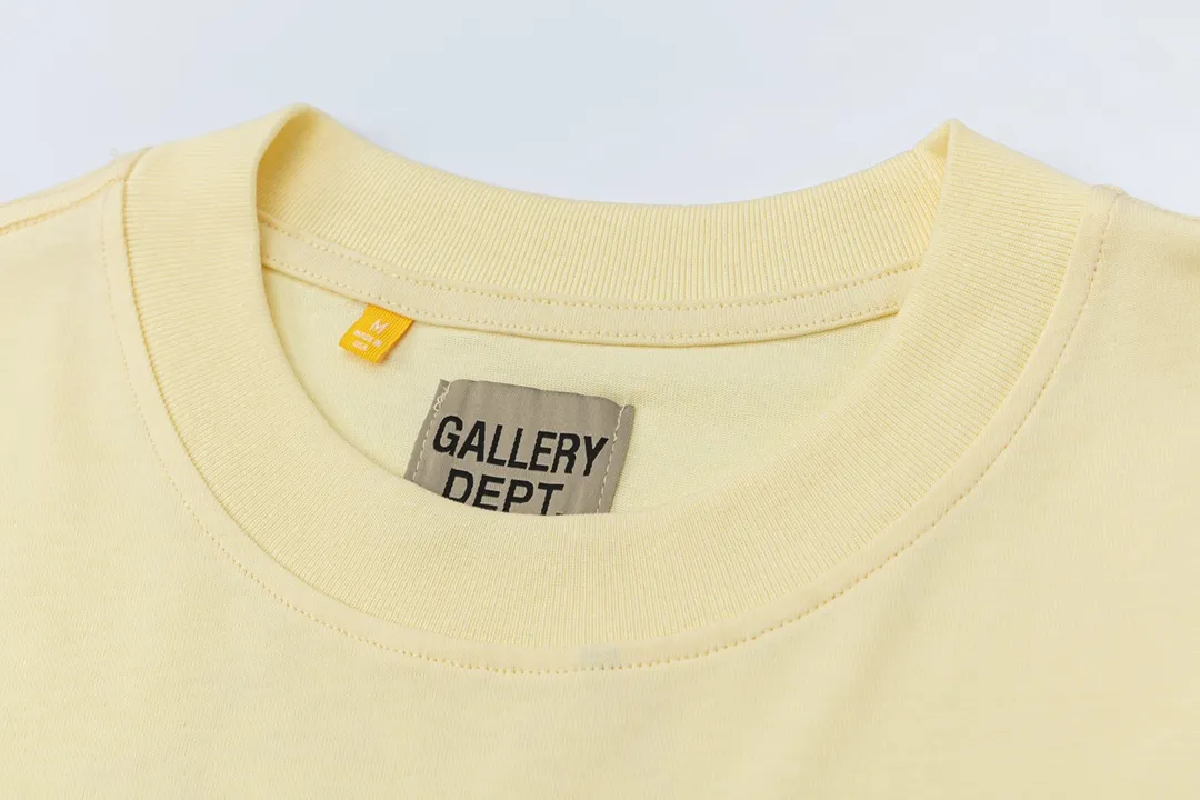 Model D141 Gallery dept American trendy brand printed high street short-sleeved T-shirt, glue printed, breathable and soft. After shrinking and shaping, it is soft, comfortable and breathable, does not pill, does not fade or deform, S to XL, p106